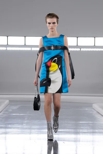 Look 2